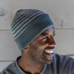 Sunday Afternoons Horizon Beanie 12 Sunday Afternoons Horizon Beanie -Suday afternoons Horizon Beanie Treeline Stripe Male fw21 2279px