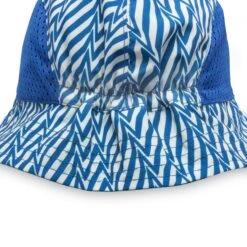 Sunday Afternoons Infant SunFlip Cap -Suday afternoons infant sunflip cap blue electric stripe sea spray rear stretch cape detail ss20 2500px