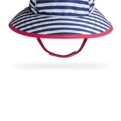 Sunday Afternoons Infant SunSprout Hat 31 Sunday Afternoons Infant SunSprout Hat -Suday afternoons infant sunsprout hat navy stripe chinstrap detail ss20 2500px