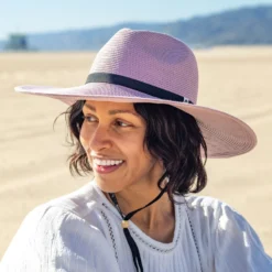 Front Page -Suday afternoons sojurn hat ss24 lifestyle woman 3250px scaled